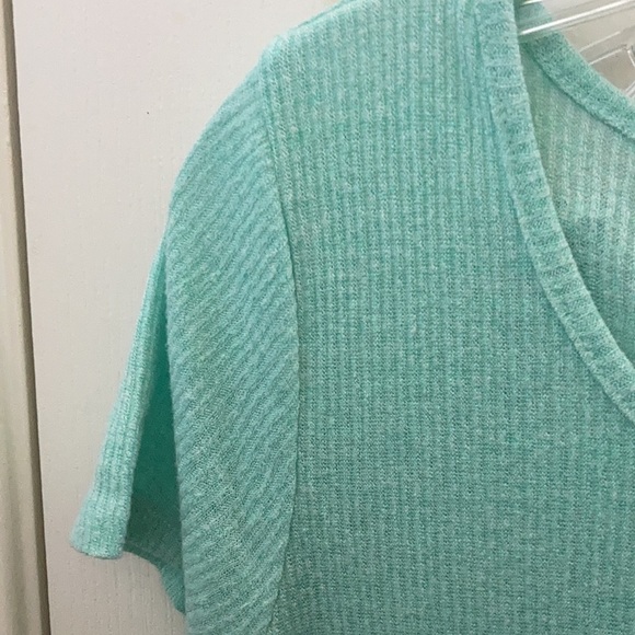 FINAL MARKDOWN French laundry top medium - Picture 2 of 4